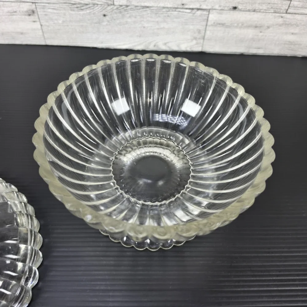 Jeannette vintage glass